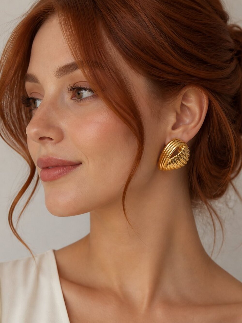 Premier Designs Yellow Gold Tone Clip Earrings #2024